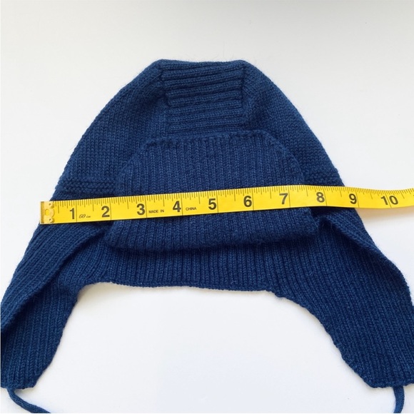 Tane organics knit hats with ear muffs bundle - Picture 5 of 6